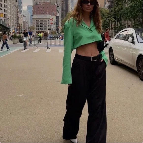 WeWoreWhat Green Cropped Blazer Size Extra Large - Picture 5 of 16